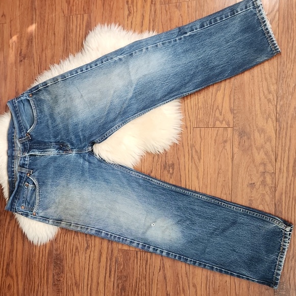 Levi's Medium Wash 505 Jeans - Picture 2 of 4